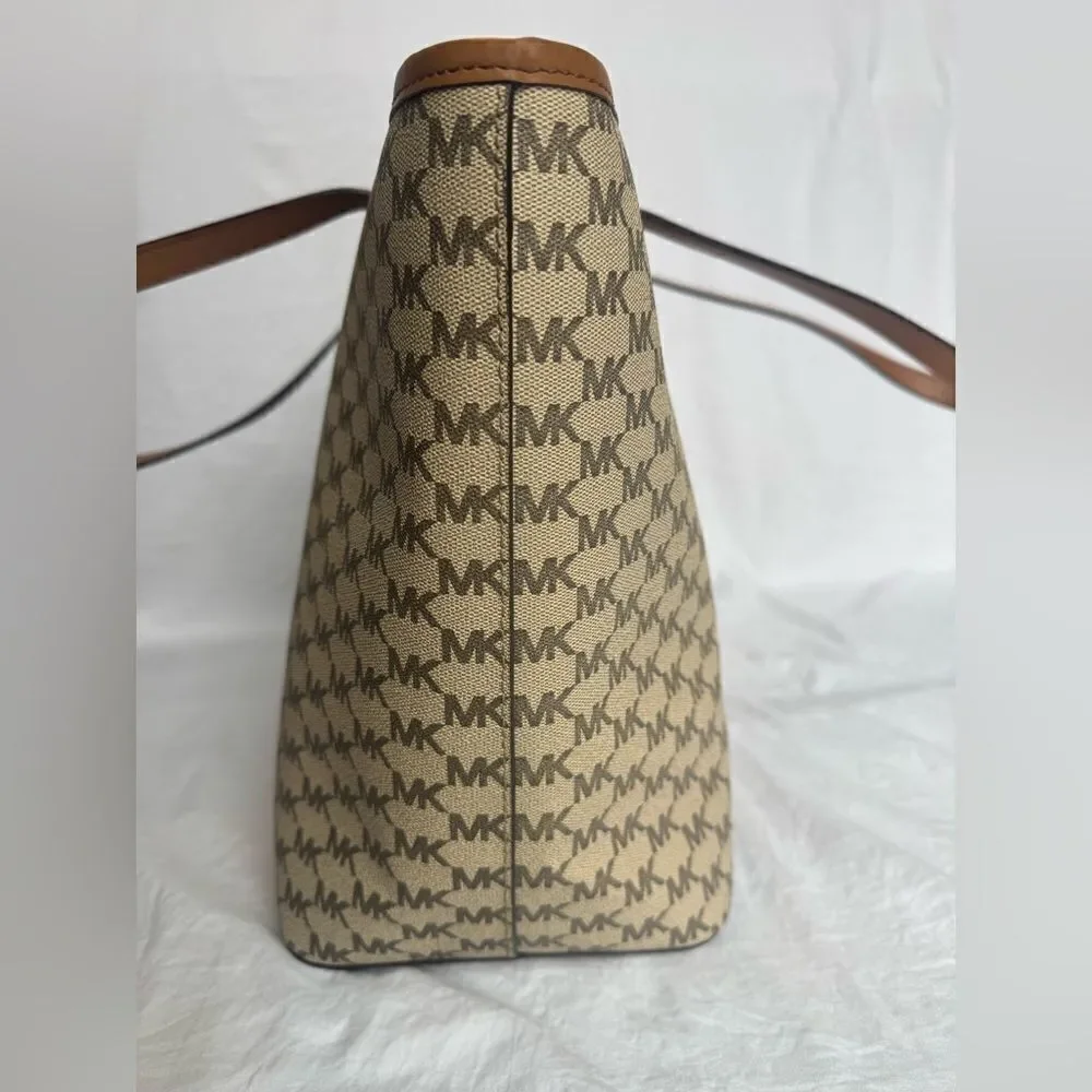 Michael Kors Emry XL Top Zip Tote - Picture 2 of 9